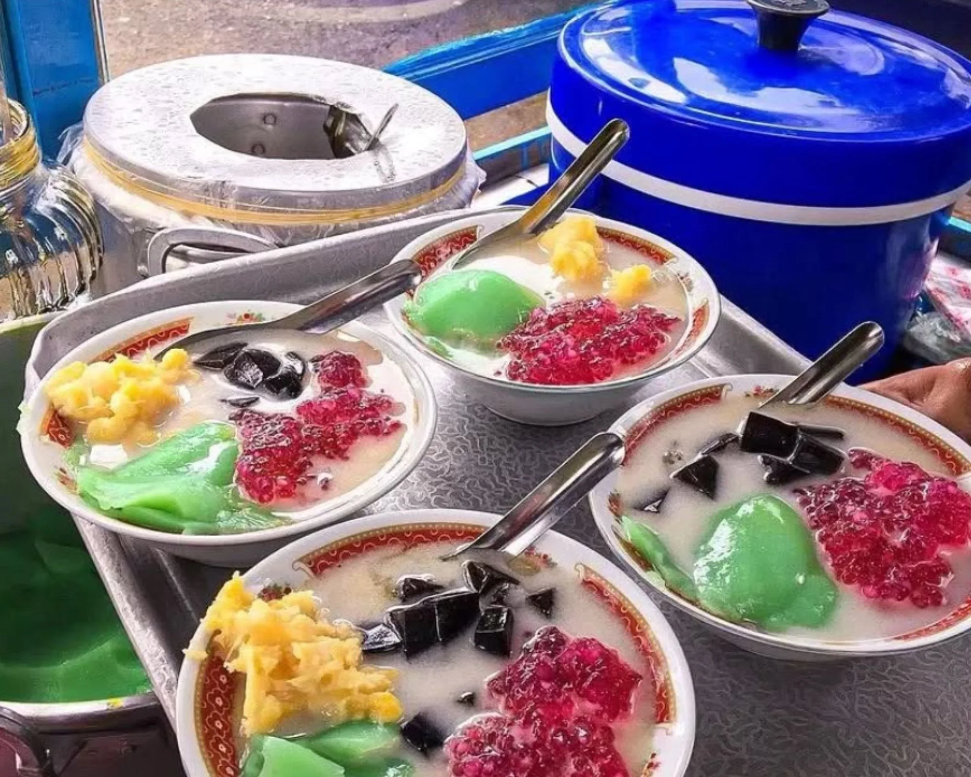 Mengenal Es Jaipong, Minuman Segar Khas Jogja yang Punya Rasa Unik dan Menyegarkan