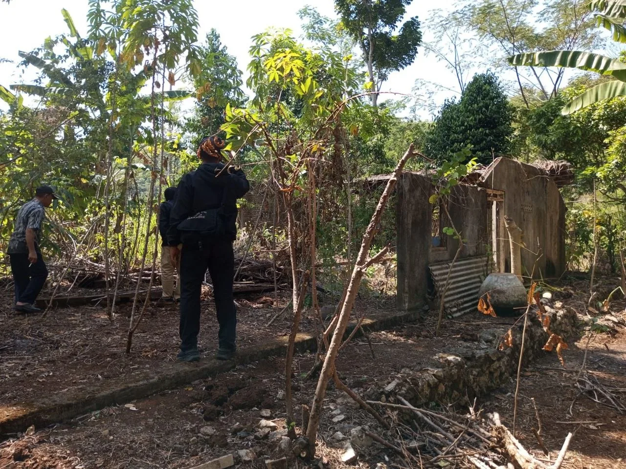 Ditinggalkan Warga Satu per Satu hingga Lenyap dari Peta Permukiman